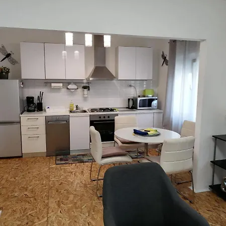 Apartman Amphora *